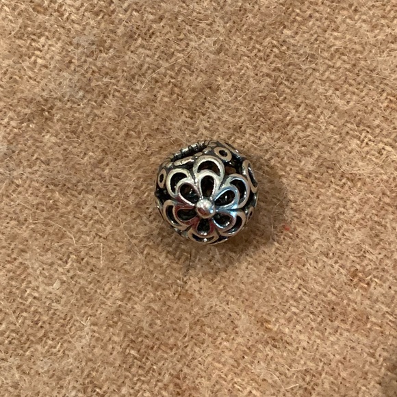 Pandora Open Work Flower Charm - Picture 2 of 2